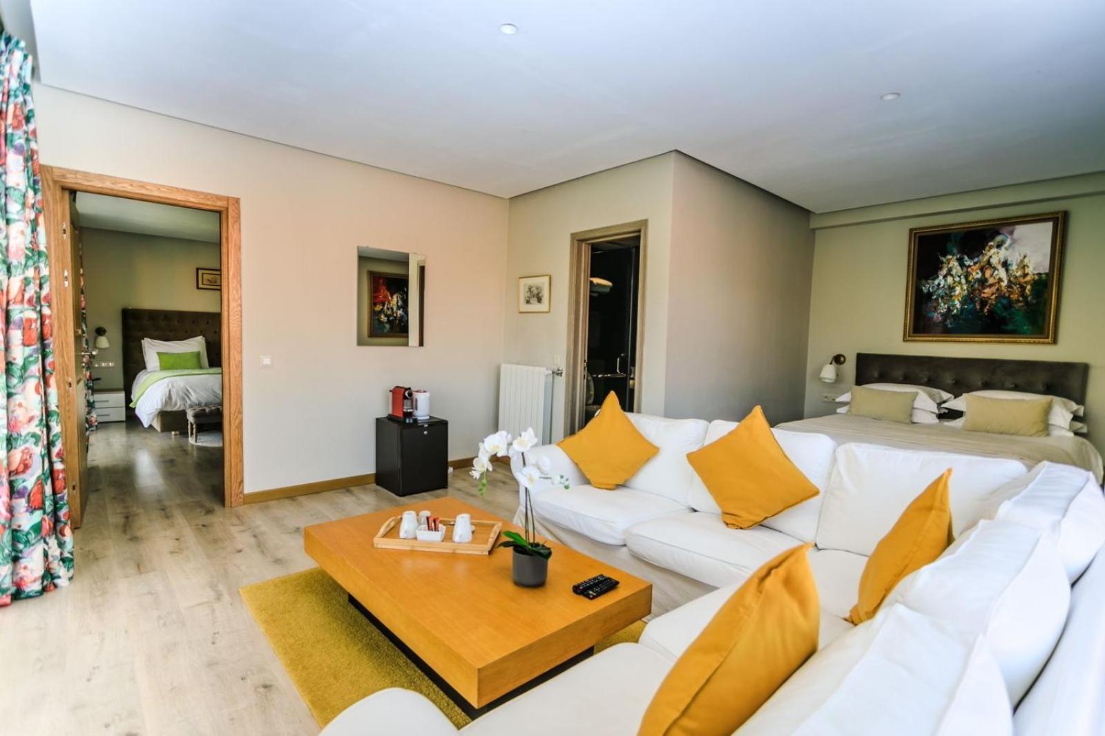 Le Palais Des Cerisiers Hotell Azrou Exteriör bild